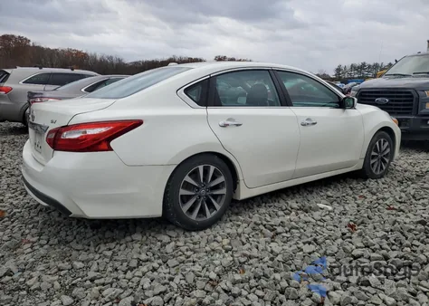 2017 Nissan Altima 2.5 from USA, damaged, VIN 1N4AL3AP2HC200077